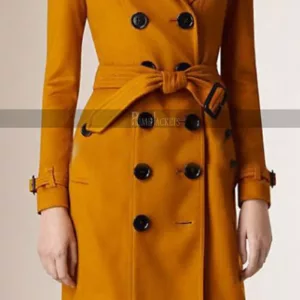 anne hathaway mustard coat
