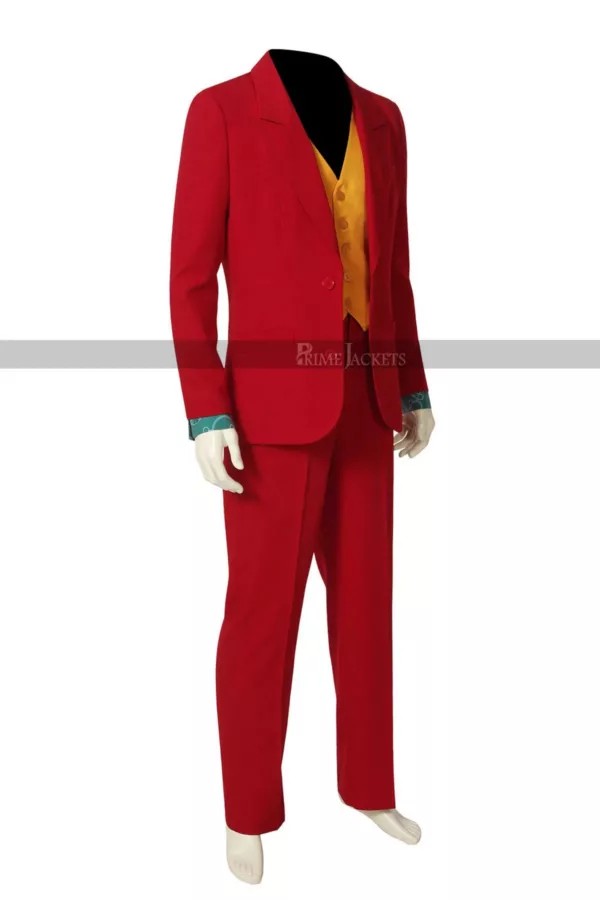 Joaquin Phoenix Joker Red Suit